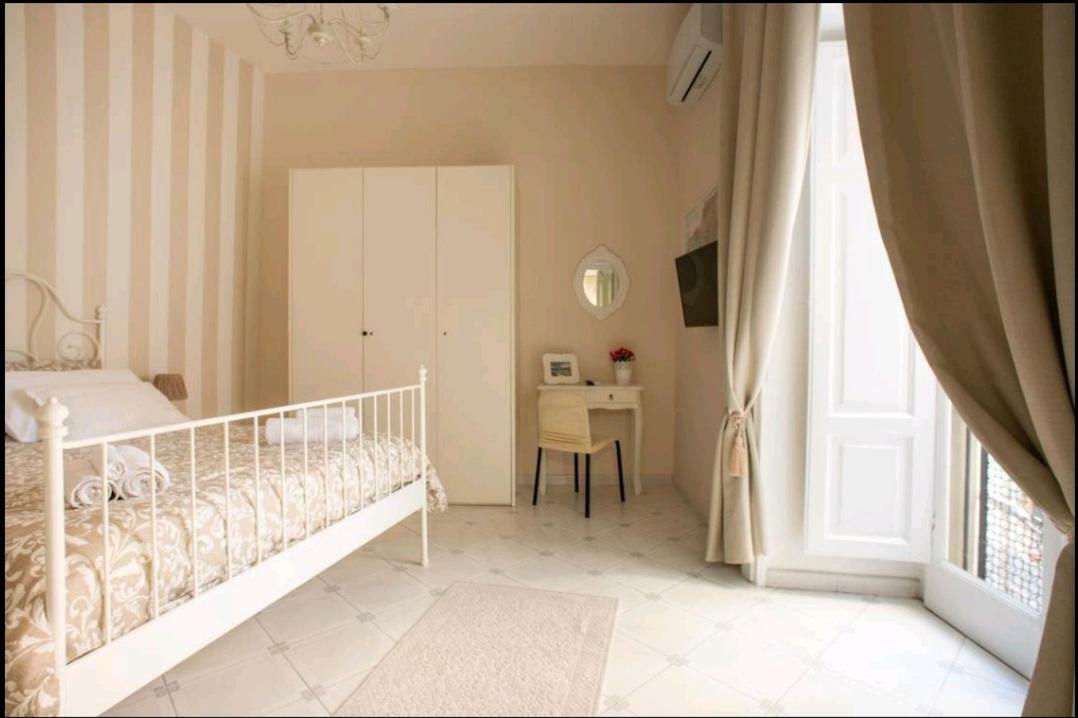 Borgo Santa Lucia Apartment Neapol Zewnętrze zdjęcie